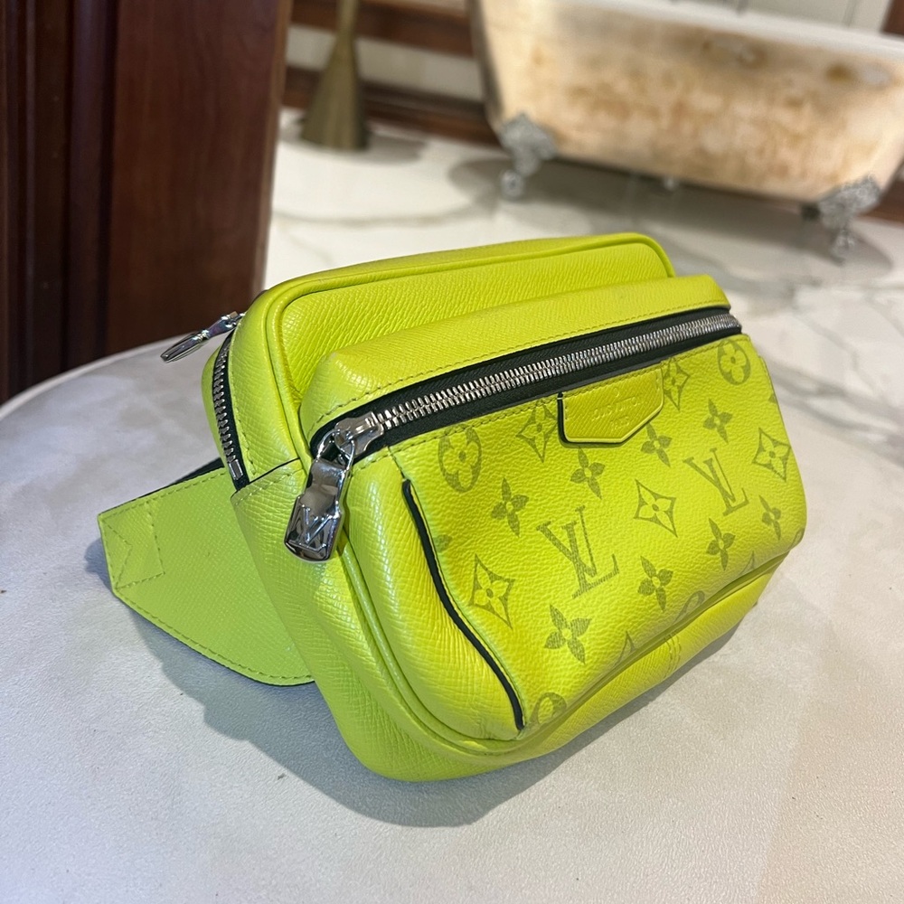 Men Louis Vuitton Pouch - Man Purse